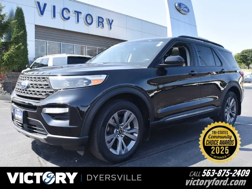 2023 Ford Explorer XLT photo 1