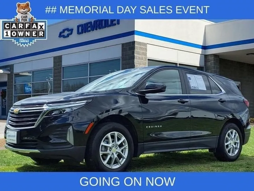 2023 Chevrolet Equinox LT photo 1