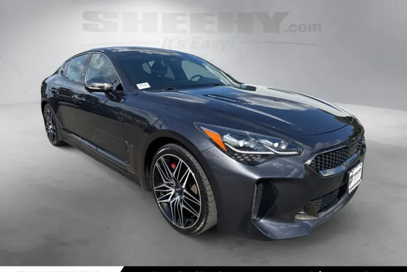 2023 Kia Stinger GT2 photo 1