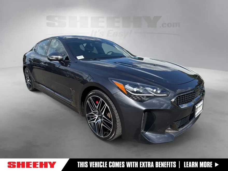 2023 Kia Stinger GT2 photo 1