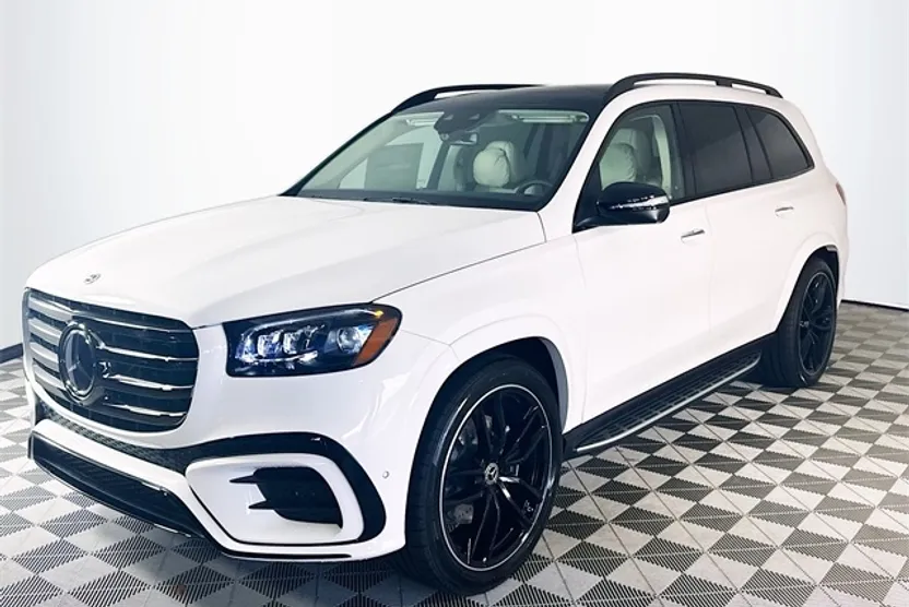 2026 Mercedes Benz GLS 450 4MATIC photo 1