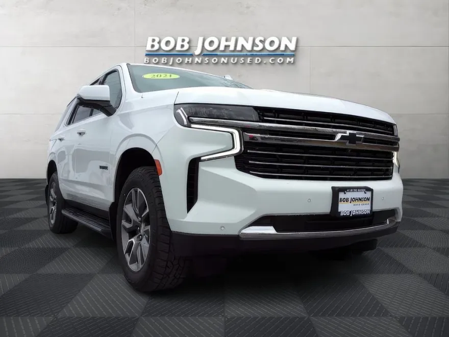 2021 Chevrolet Tahoe LT photo 1