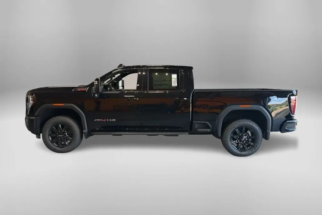 2025 Gmc Sierra 2500 HD AT4 photo 1