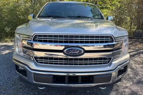 2018 Ford F-150 Lariat photo 2