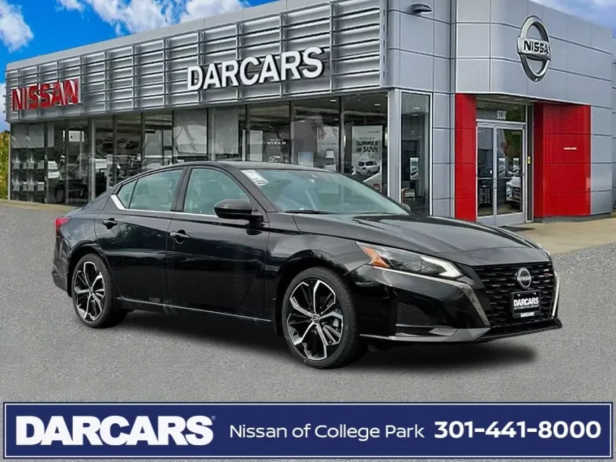 2025 Nissan Altima 2.5 SR photo 1