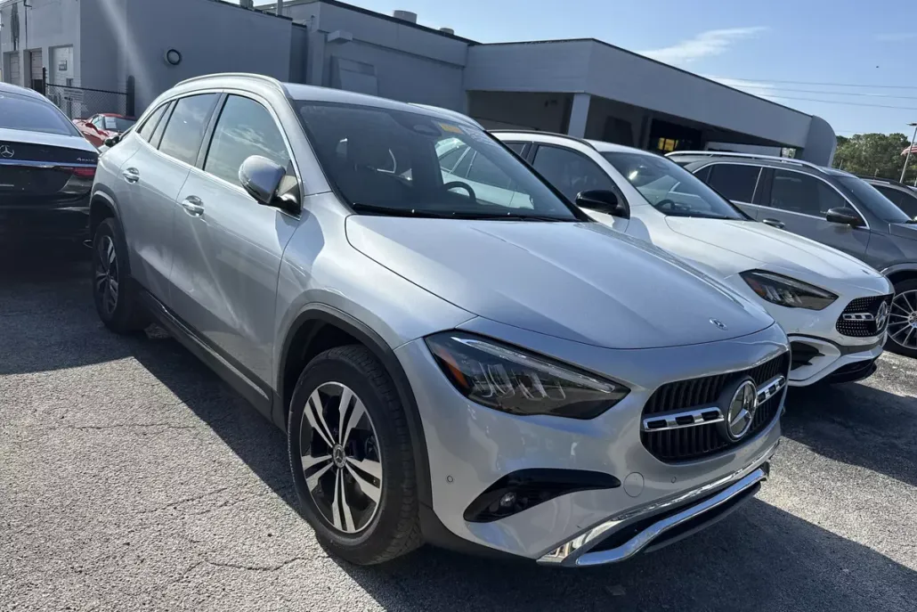 2025 Mercedes Benz GLA 250 photo 1