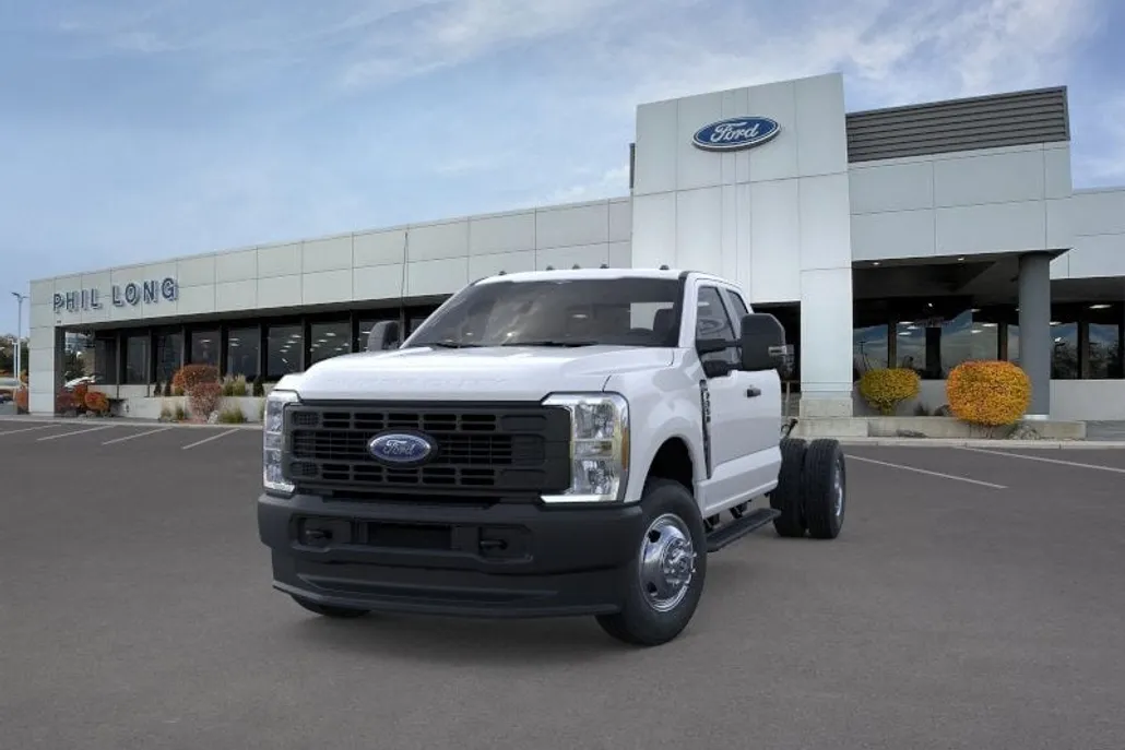 2026 Ford F-350 photo 1