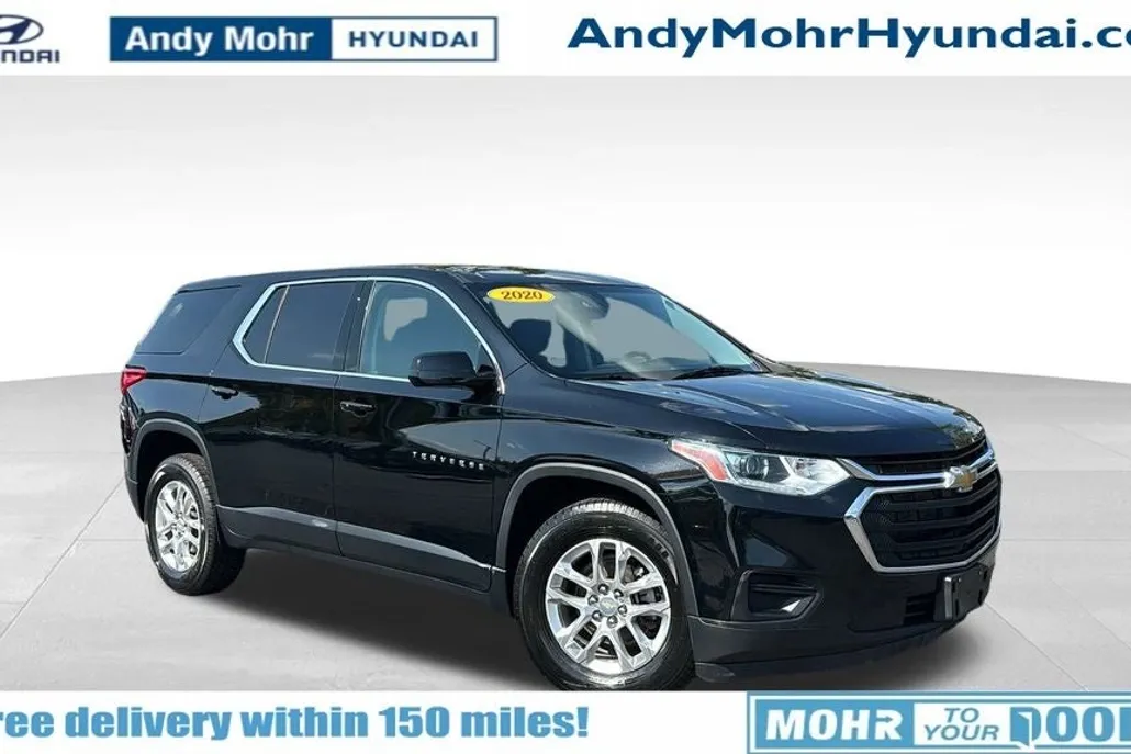 2020 Chevrolet Traverse LS photo 1