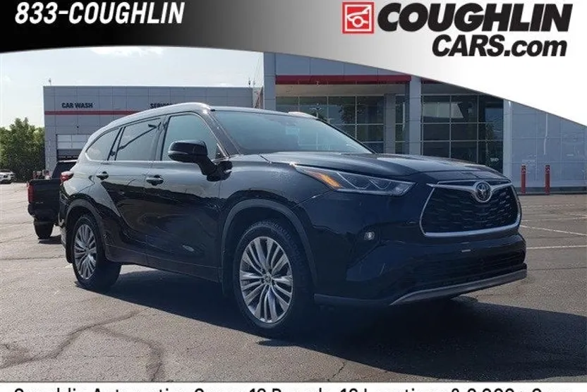 2022 Toyota Highlander Platinum photo 1