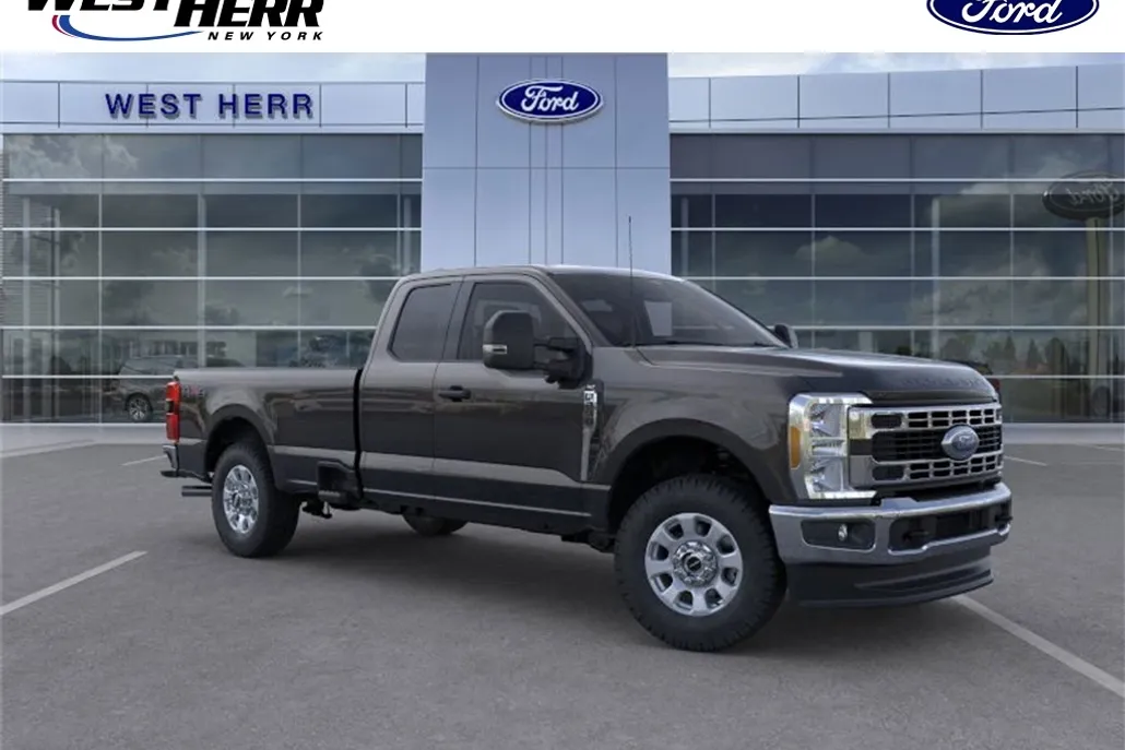 2025 Ford F-250 XLT photo 1