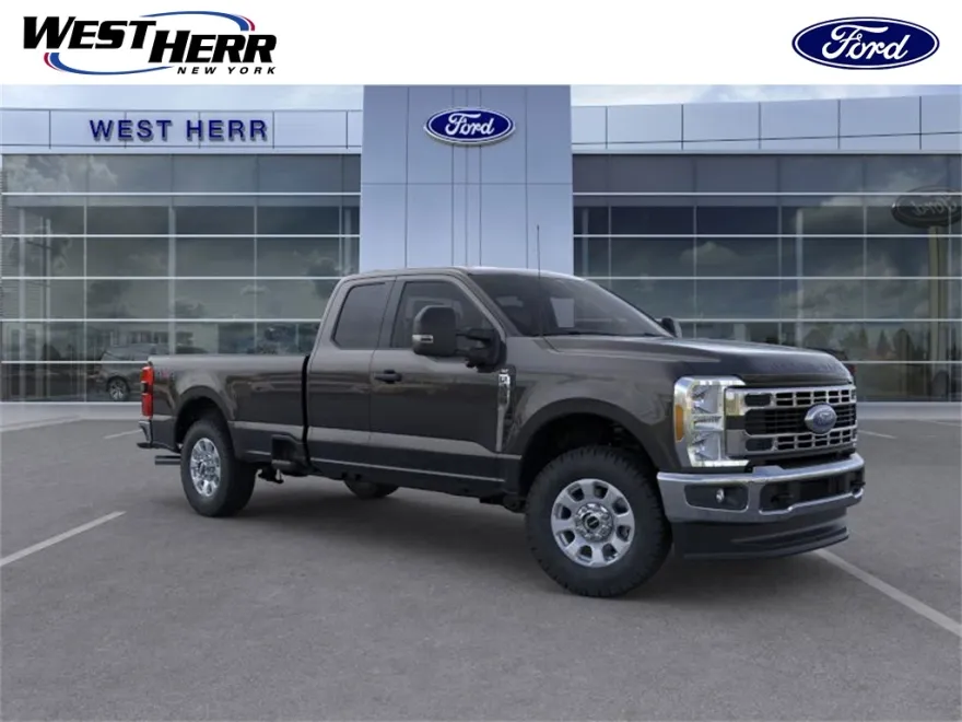 2025 Ford F-250 XLT photo 1