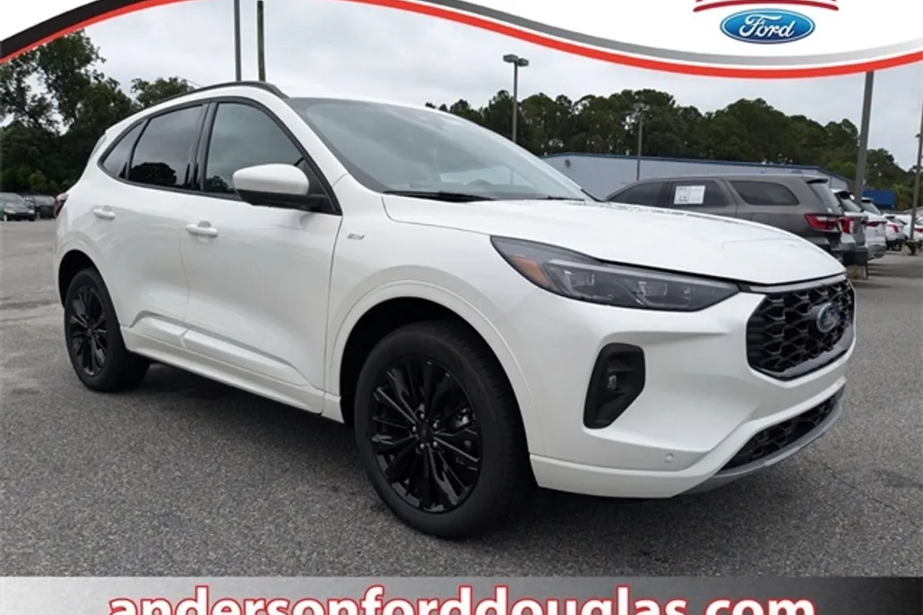 2024 Ford Escape ST-Line Elite photo 1