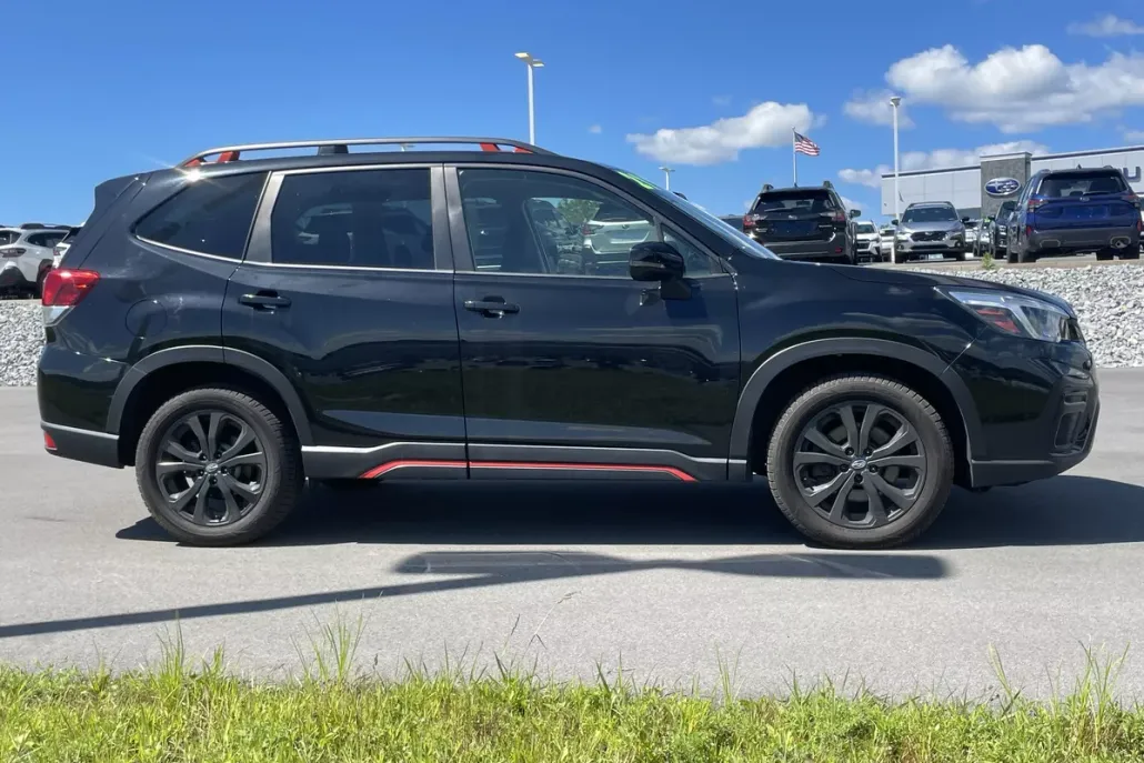 2021 Subaru Forester Sport photo 1
