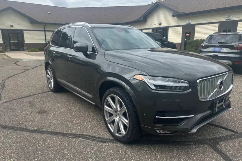 2018 Volvo XC90 T6 Inscription photo 1