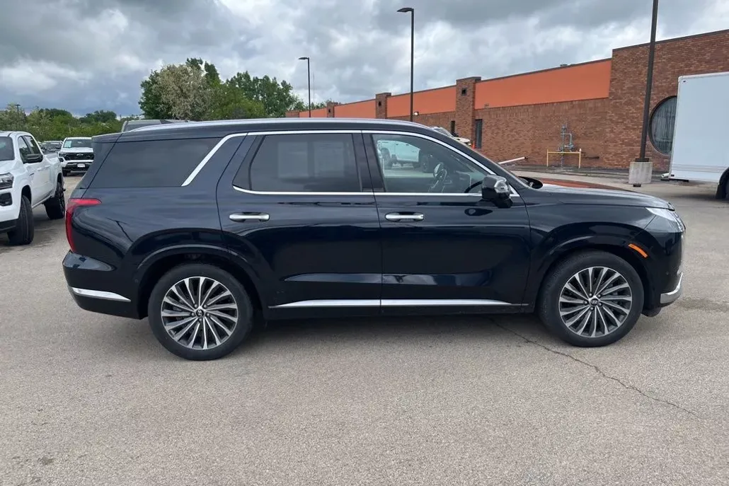 2023 Hyundai Palisade Calligraphy photo 1