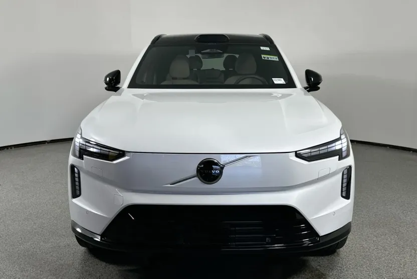 2025 Volvo EX90 Twin Motor Ultra photo 1