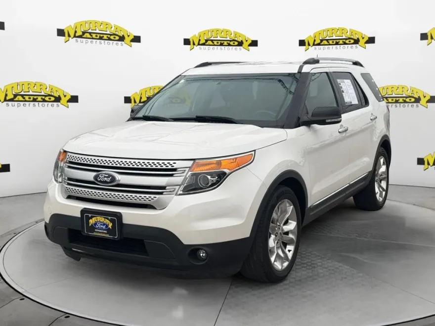 2013 Ford Explorer XLT photo 1