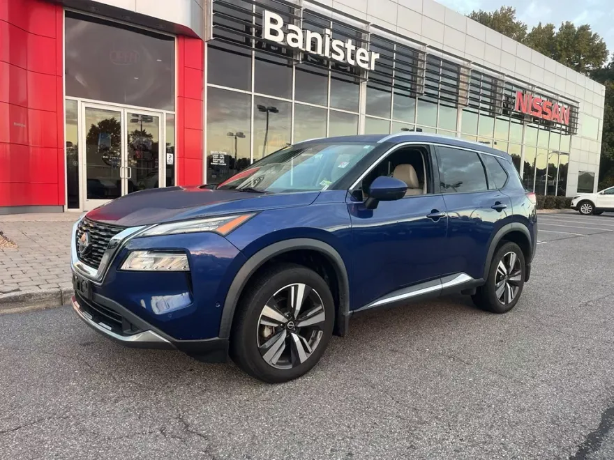 2023 Nissan Rogue SL photo 1