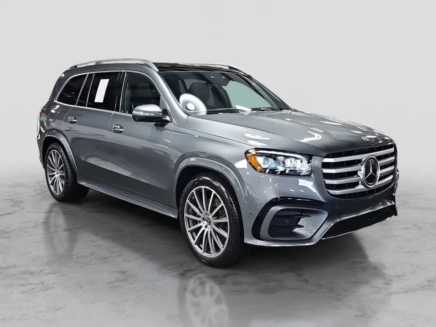 2025 Mercedes Benz GLS 450 4MATIC photo 1