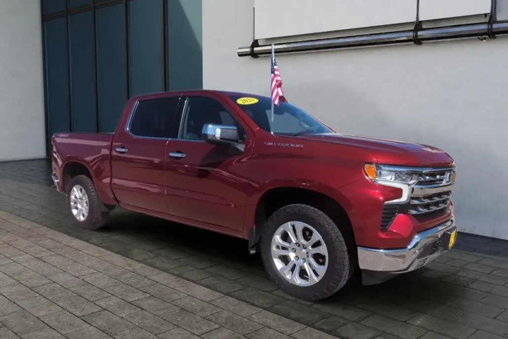 2023 Chevrolet Silverado 1500 LTZ photo 1