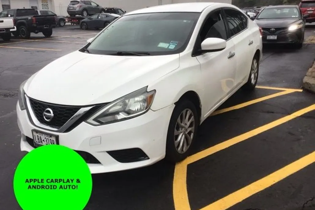 2018 Nissan Sentra SV photo 1