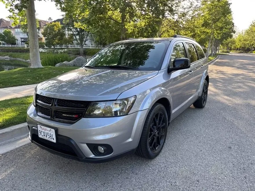 2018 Dodge Journey SXT photo 1