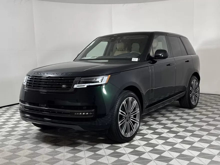 2025 Land Rover Range Rover SE photo 1