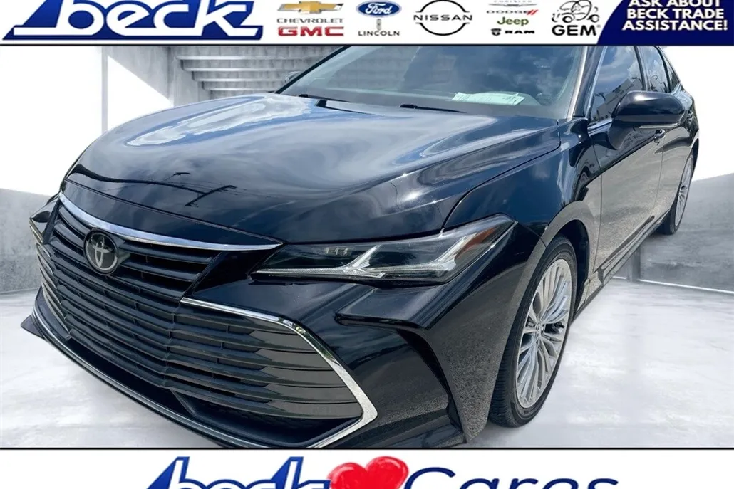 2019 Toyota Avalon Limited photo 1