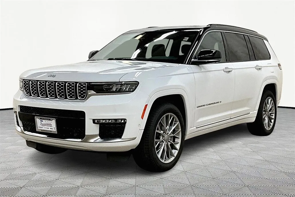 2025 Jeep Grand Cherokee L Summit photo 1
