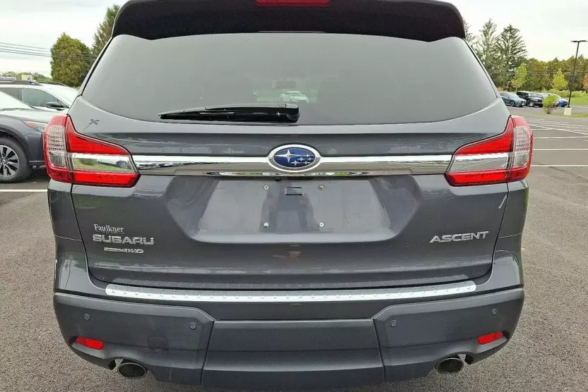 2019 Subaru Ascent Premium photo 1