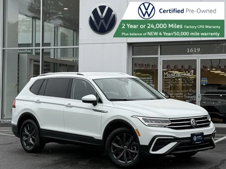 2024 Volkswagen Tiguan SE Wolfsburg Edition photo 1