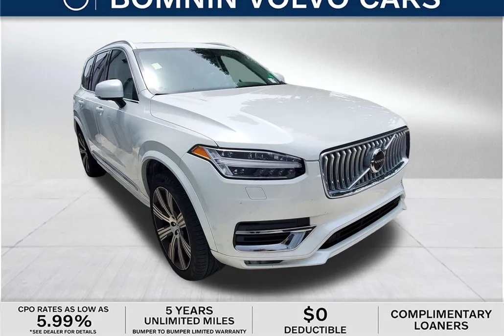 2024 Volvo XC90 Plus photo 1