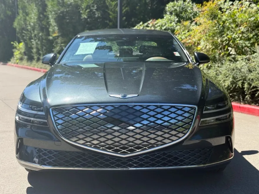 2024 Genesis Electrified G80 Advanced Prestige photo 1