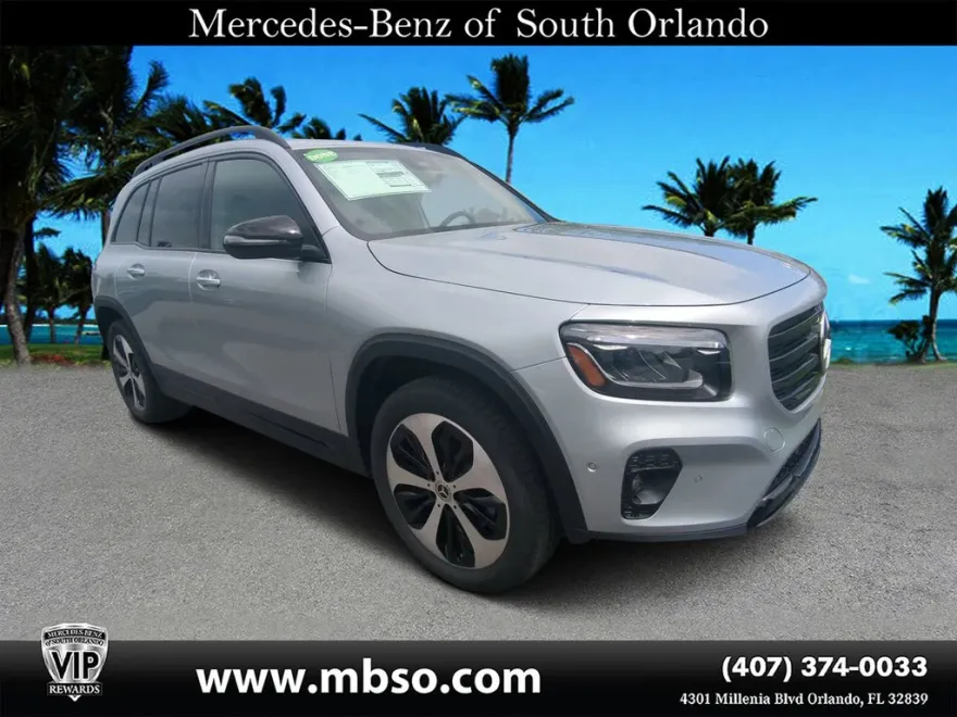 2025 Mercedes Benz GLB 250 4MATIC photo 1