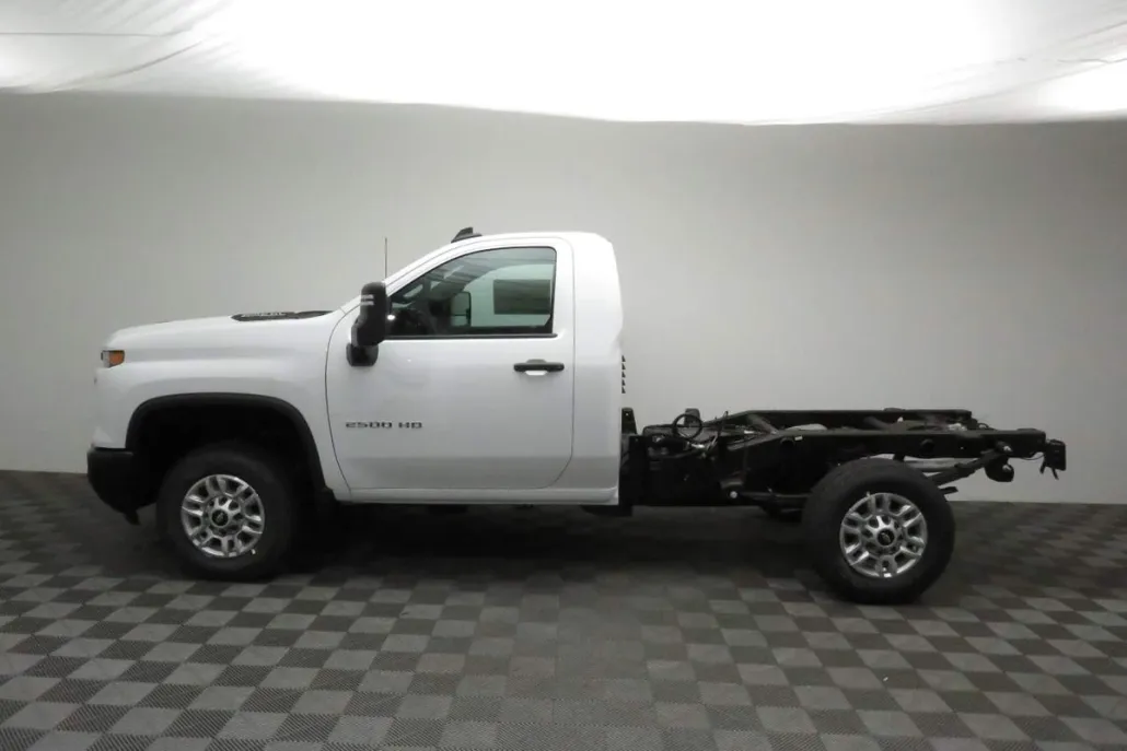 2026 Chevrolet Silverado 2500HD Work Truck photo 1