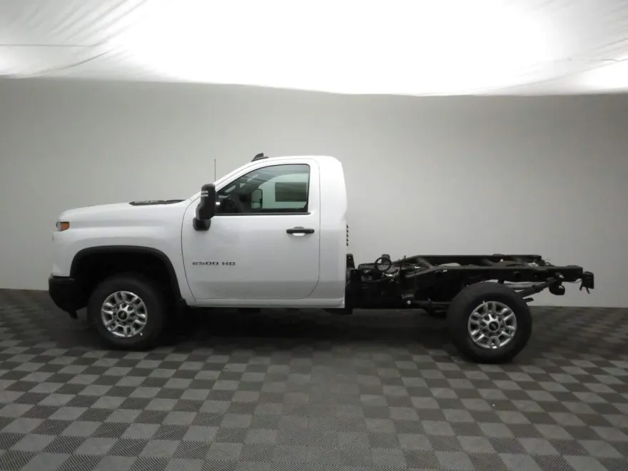 2026 Chevrolet Silverado 2500HD Work Truck photo 1