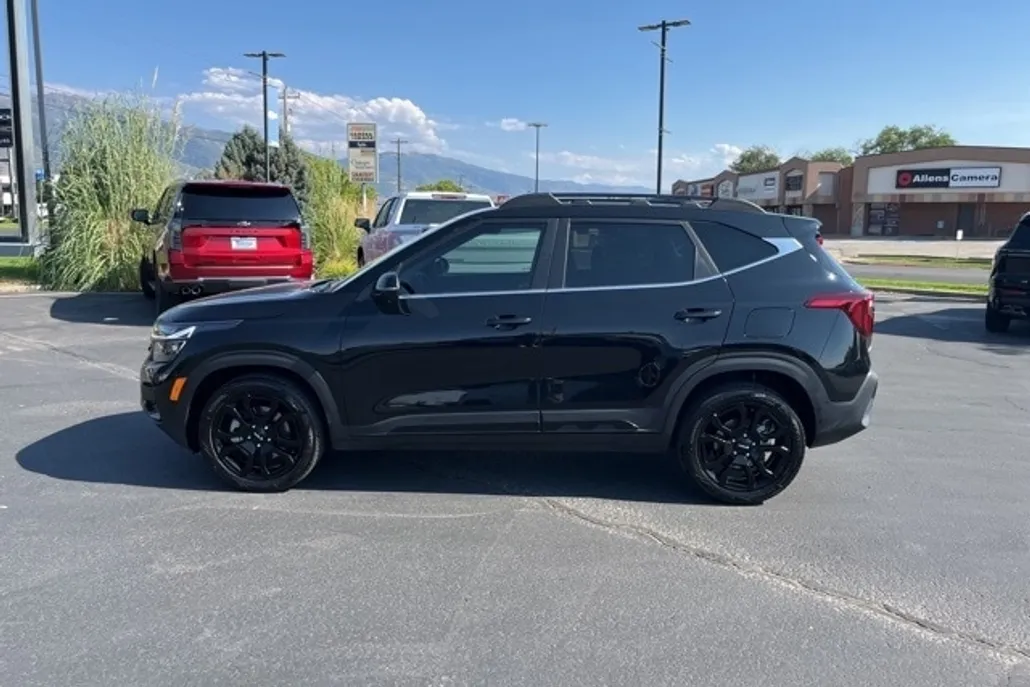 2024 Kia Seltos X-Line photo 1