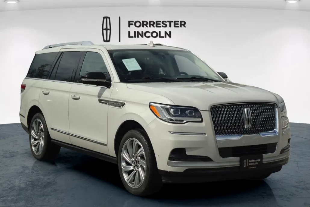 2022 Lincoln Navigator Reserve photo 1