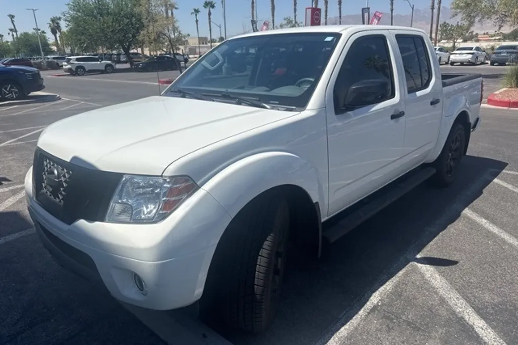 2021 Nissan Frontier SV photo 1