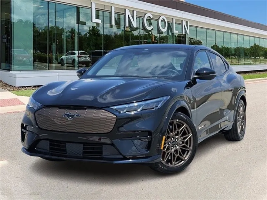 2025 Ford Mustang Mach-E GT photo 1