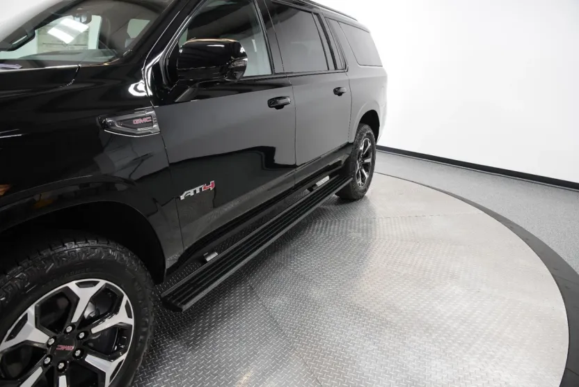 2025 Gmc Yukon XL AT4 photo 1