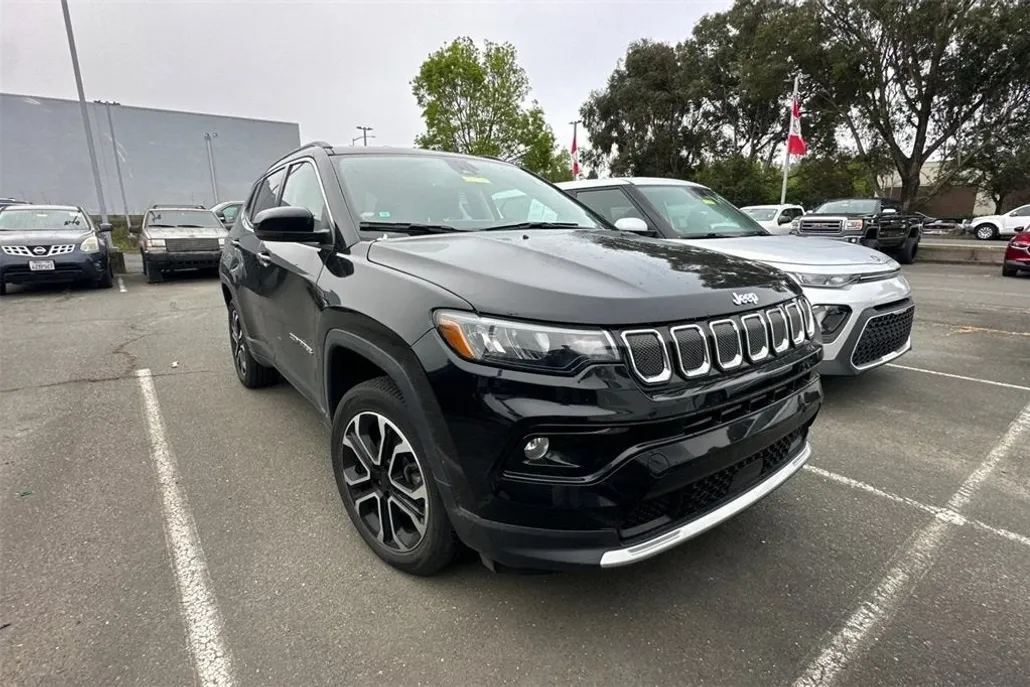 2022 Jeep Compass Limited photo 1