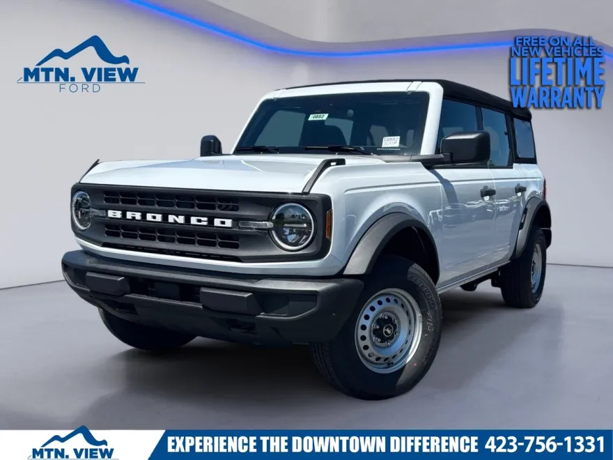2025 Ford Bronco Base photo 1