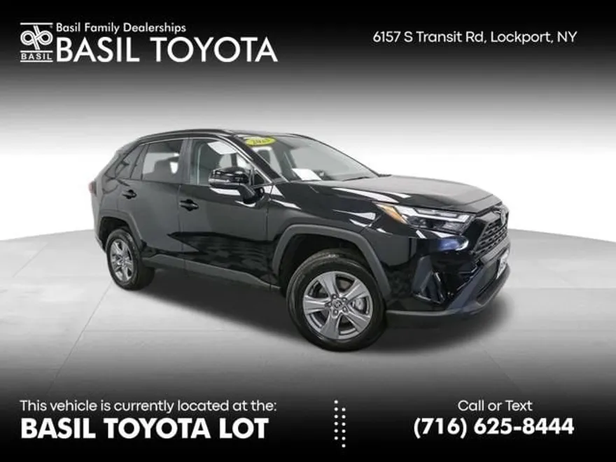 2025 Toyota RAV4 XLE photo 1