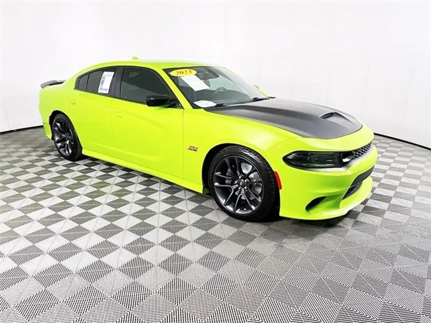 2023 Dodge Charger R/T Scat Pack photo 1