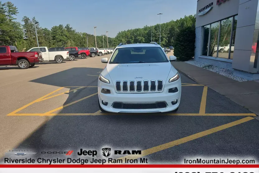 2018 Jeep Cherokee Overland photo 1