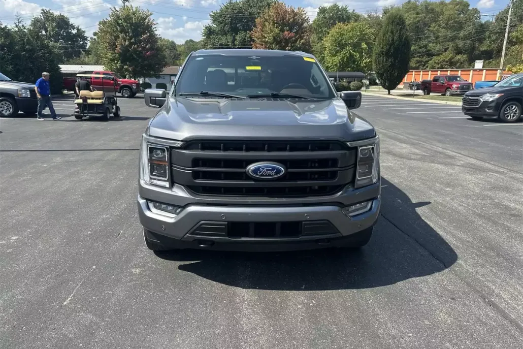 2023 Ford F-150 Lariat photo 1