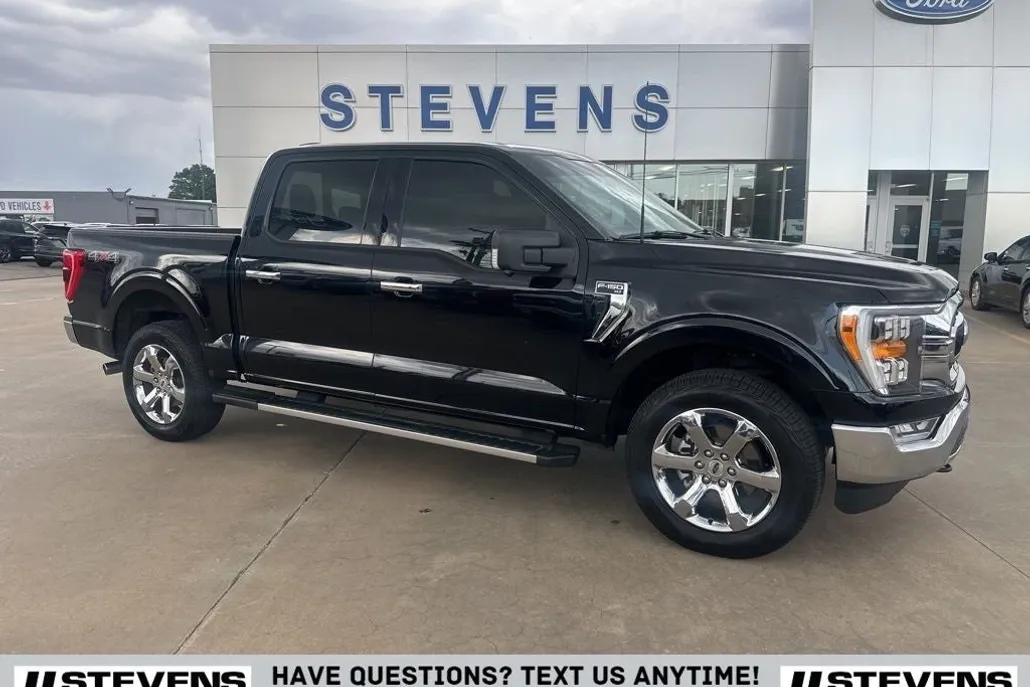 2023 Ford F-150 XLT photo 1