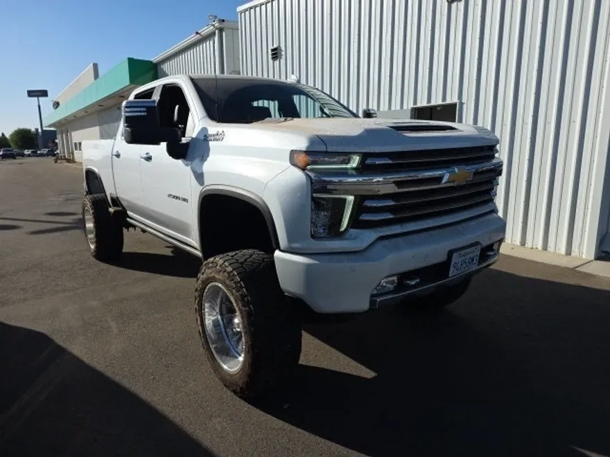 2022 Chevrolet Silverado 2500HD High Country photo 1