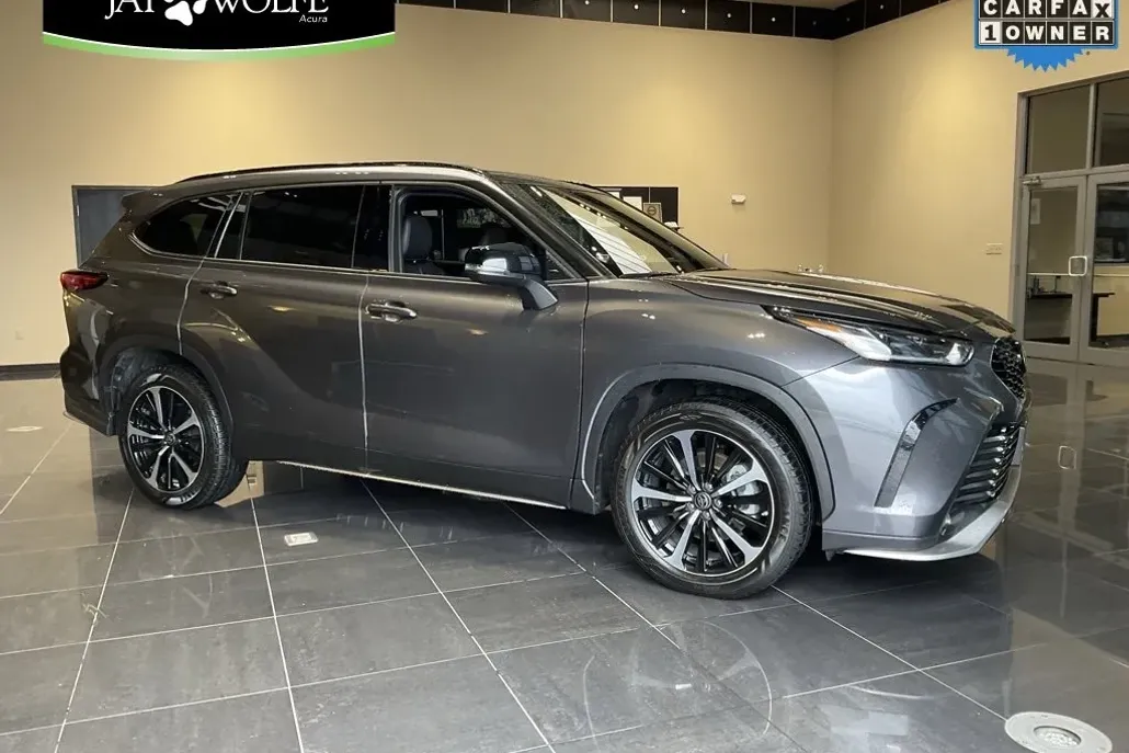 2022 Toyota Highlander XSE photo 1